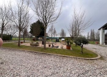 Foto 5 - Locale Commerciale Goito - foto 5