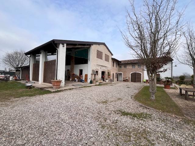 Foto 1 - Locale Commerciale Goito - foto 1