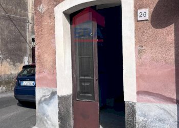 Foto 2 - Locale Commerciale via san giuliano
 
26, Trecastagni - foto 2