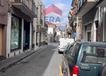 Foto 2 - Locale Commerciale corso sicilia
 
2, Trecastagni - foto 2