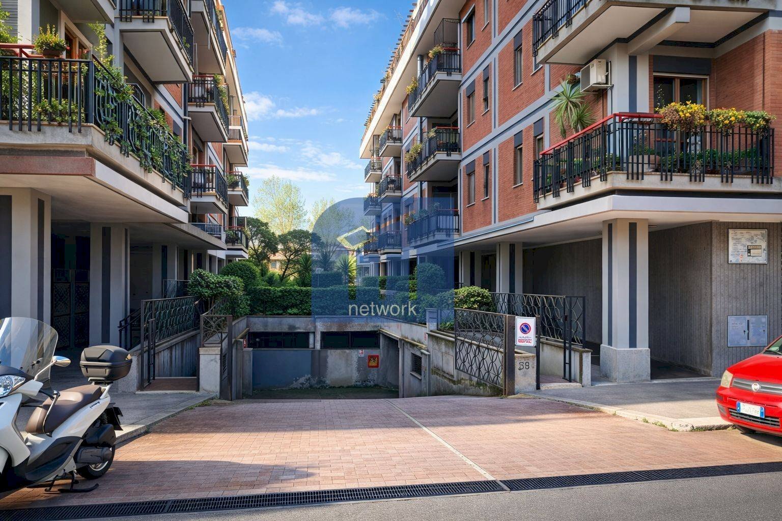 Foto 1 - Box Viale Dei Promontori
 
392, Roma - foto 1