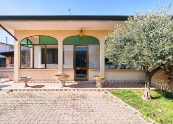 Foto 28 - Semi-detached house via Giotto
 
3, San Biagio di Callalta - photo 28