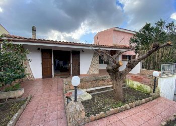 Foto 1 - Villa a Schiera via Pedro Cabral
 
7, Valledoria - foto 1