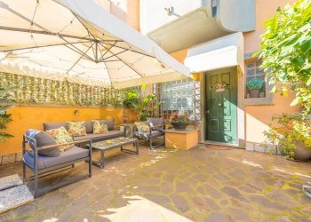 Terrazza - Villa Via Della Repubblica
 
44, Marino - foto 2