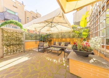 Terrazza - Villa Via Della Repubblica
 
44, Marino - foto 4