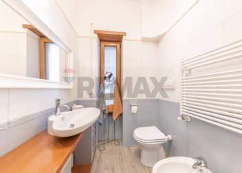 Bagno - Villa Via Della Repubblica
 
44, Marino - foto 19