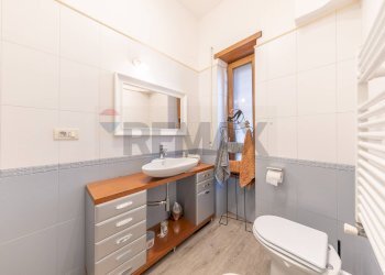 Bagno - Villa Via Della Repubblica
 
44, Marino - foto 20