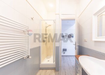 Bagno - Villa Via Della Repubblica
 
44, Marino - foto 21