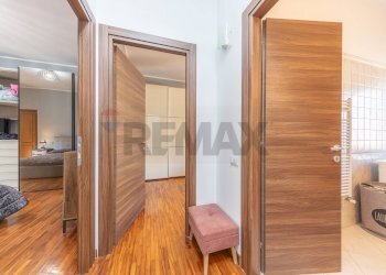 Hall / corridoio - Villa Via Della Repubblica
 
44, Marino - foto 22