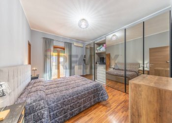 Camera / camera da letto - Villa Via Della Repubblica
 
44, Marino - photo 25