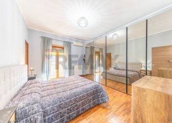 Camera / camera da letto - Villa Via Della Repubblica
 
44, Marino - photo 28