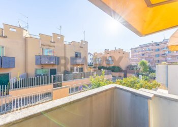 Balcone - Villa Via Della Repubblica
 
44, Marino - photo 32