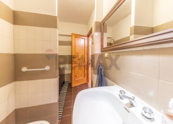 Bagno - Villa Via Della Repubblica
 
44, Marino - photo 48