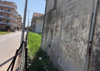 Foto 2 - Terreno edificabile via dei mille
 
4, Alba Adriatica - foto 2