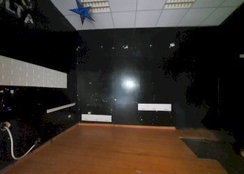 Foto 2 - Negozio via Menniti Ippolito, Catanzaro - foto 2