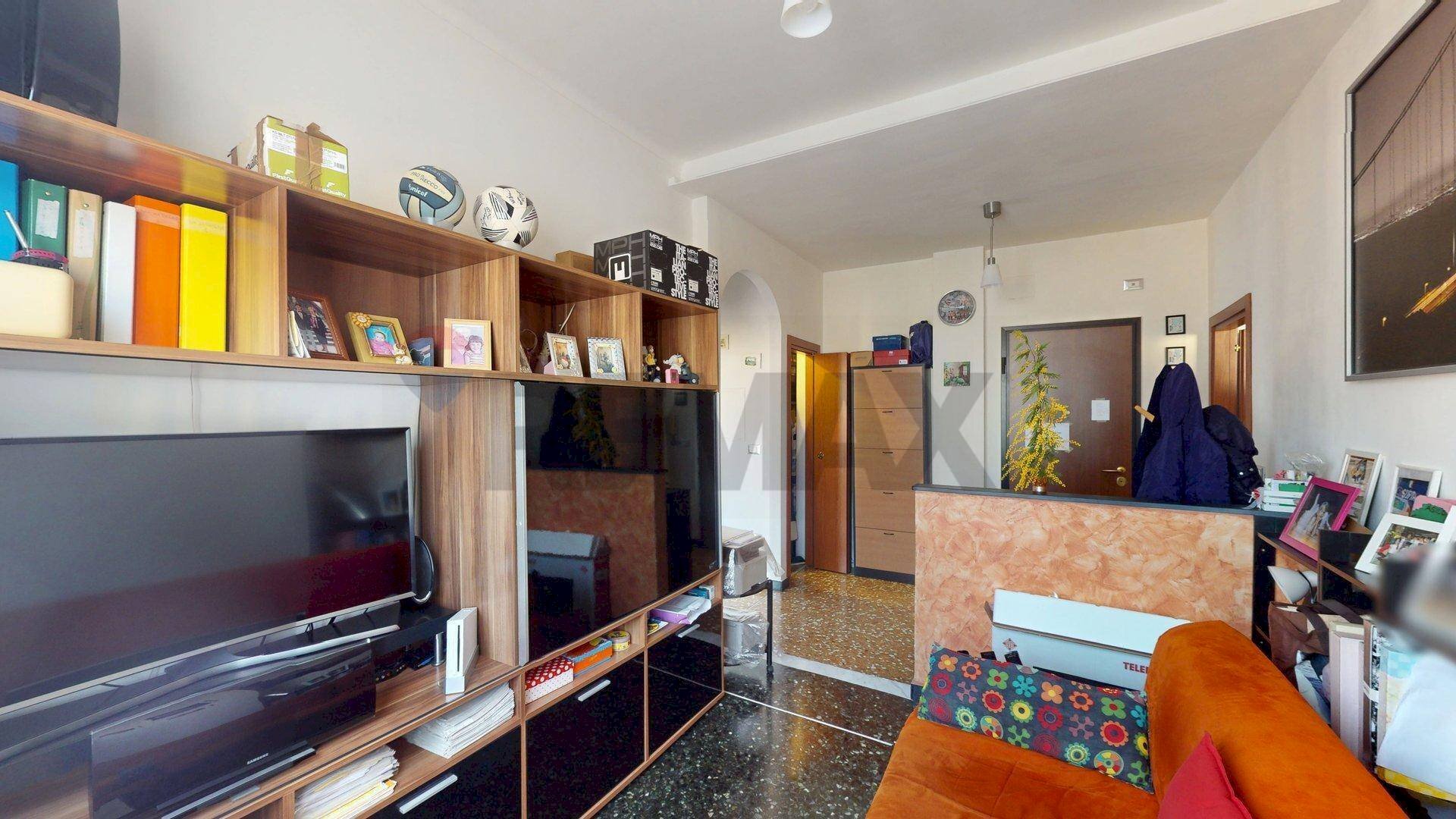 Soggiorno - Trilocale Via Tortona
 
15, Genova - foto 3