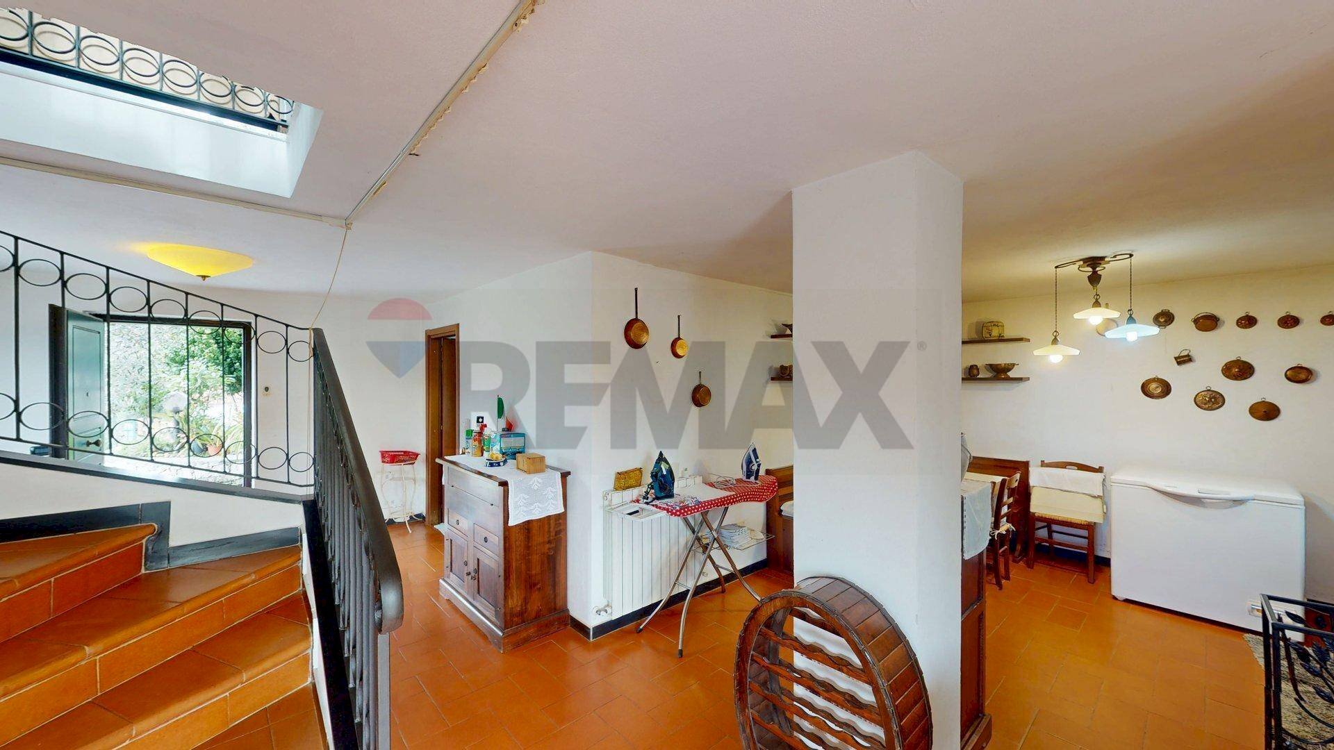 Sala da pranzo - Villa Via n.s. della Guardia, Leivi - foto 3