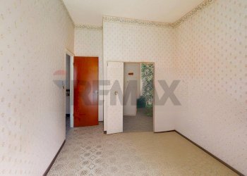 Stanza vuota - Appartamento via Kennedy
 
8, Deiva Marina - foto 48