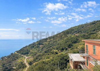 Vista delle montagne - Trilocale Località Drignana
 
snc, Vernazza - foto 2
