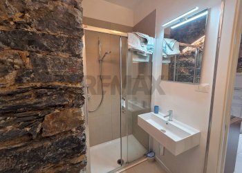 Bagno - Bilocale Via Roma
 
188 B, La Spezia - foto 12