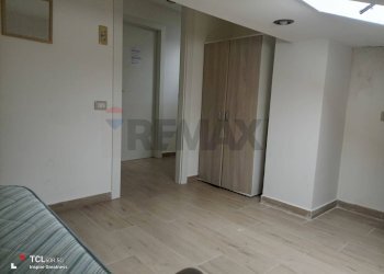 Stanza vuota - Attic Via ausonia
 
6, Cassino - photo 16