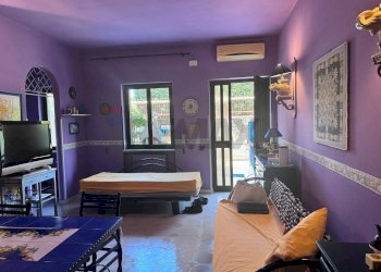 Sala da pranzo - Trilocale Via Pescinola
 
42, Formia - foto 10