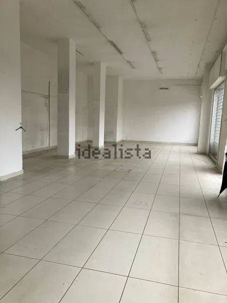 Foto 2 - Negozio Viale Abramo Lincoln
257, Caserta - foto 2