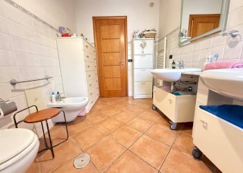 Foto 11 - Casa indipendente Traversa Privata di Via Michele Fiorillo
 
6, Caserta - foto 11