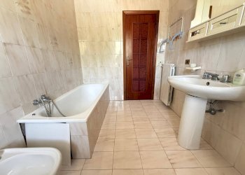 Foto 38 - Casa indipendente Traversa Privata di Via Michele Fiorillo
 
6, Caserta - foto 38