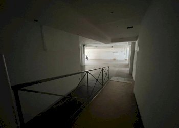 Foto 10 - Negozio Via Libertà
 
394, Maddaloni - foto 10