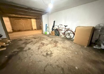 Foto 4 - Box Via Barducci
 
10, Caserta - foto 4