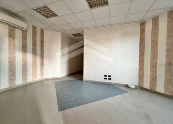 Foto 4 - Commercial Premises Via Campania, Campobasso - photo 4