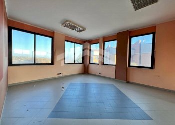 Foto 22 - Commercial Premises Via Campania, Campobasso - photo 22