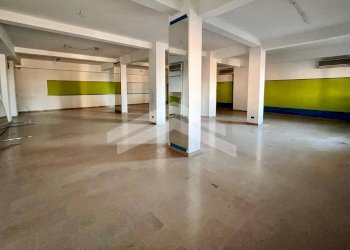 Foto 1 - Commercial Premises Via Campania, Campobasso - photo 1