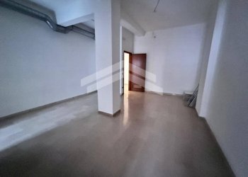 Foto 5 - Commercial Premises Via Campania, Campobasso - photo 5