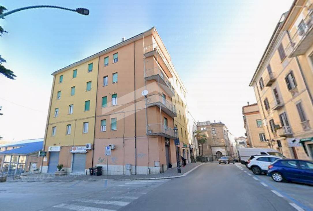 Foto 1 - Trilocale Via Roma
 
35, Campobasso - foto 1