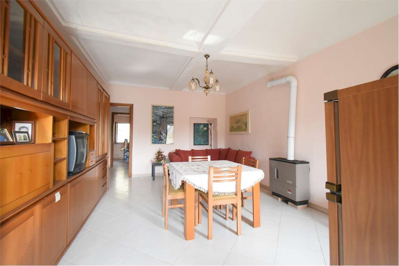 Three-room apartment Corneliano d'Alba - photo 1