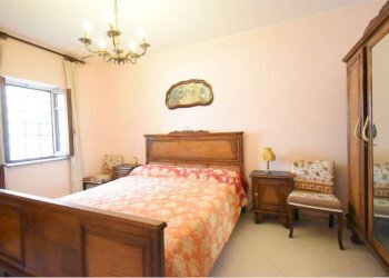 Three-room apartment Corneliano d'Alba - photo 6
