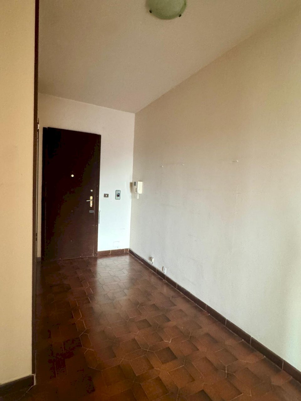 Three-room apartment Via Martiri della Libertà, Riva Presso Chieri - photo 1