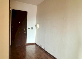 Three-room apartment Via Martiri della Libertà, Riva Presso Chieri - photo 1