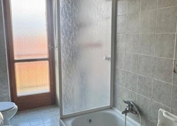 Three-room apartment Via Martiri della Libertà, Riva Presso Chieri - photo 4