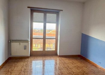 Three-room apartment Via Martiri della Libertà, Riva Presso Chieri - photo 7