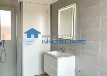 Apartment Via Martiri della Libertà, Riva Presso Chieri - photo 10