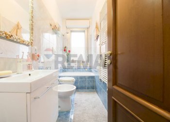 Trilocale via robert baden powell 
 Sampierdarena, Genova, Genova (zona Sampierdarena) - foto 13