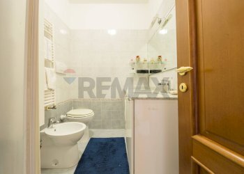 Trilocale via robert baden powell 
 Sampierdarena, Genova, Genova (zona Sampierdarena) - foto 22