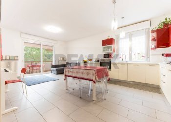 Trilocale via robert baden powell 
 Sampierdarena, Genova, Genova (zona Sampierdarena) - foto 33