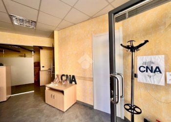 Three-room apartment Via Ippolito Nievo, Finale Ligure - photo 1