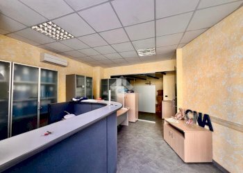 Three-room apartment Via Ippolito Nievo, Finale Ligure - photo 3