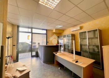 Three-room apartment Via Ippolito Nievo, Finale Ligure - photo 5