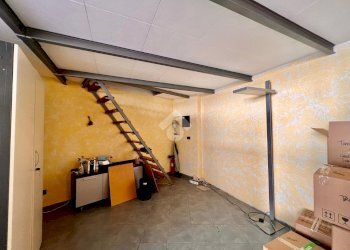 Three-room apartment Via Ippolito Nievo, Finale Ligure - photo 7